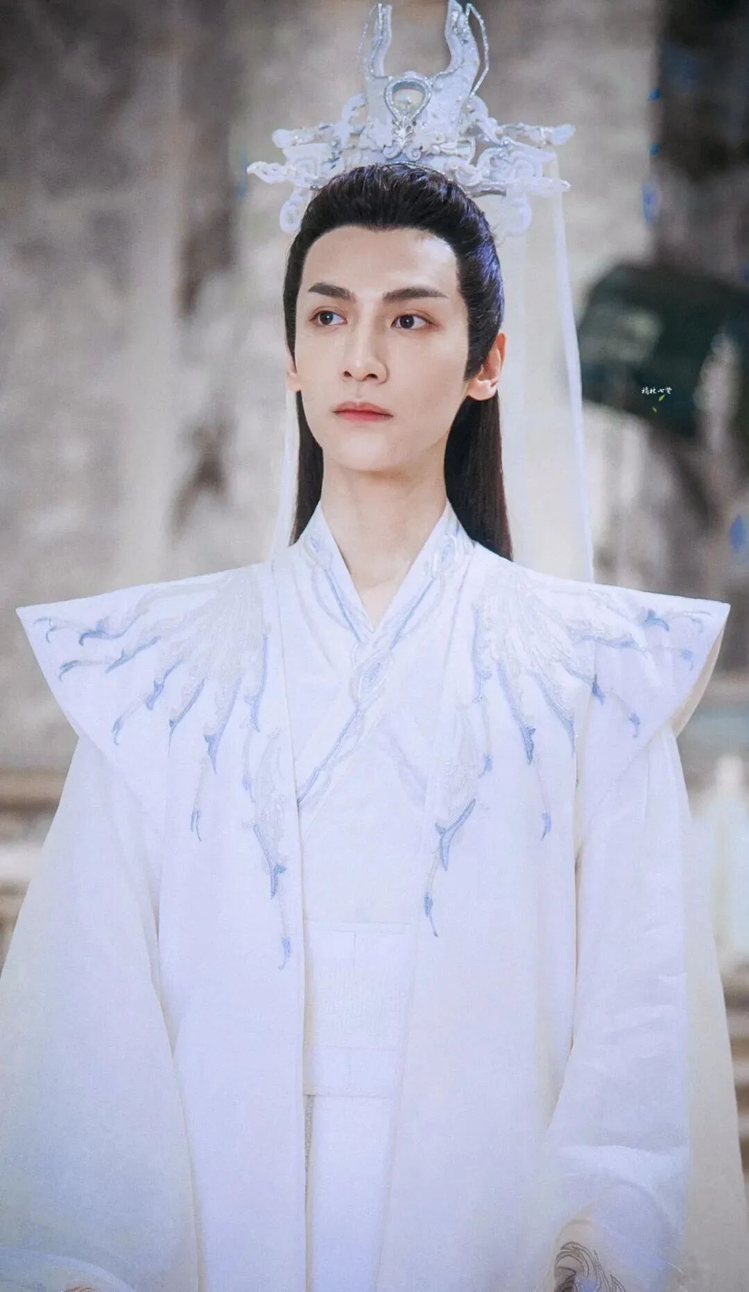 你心里的白衣少年有他吗 时尚芭莎 Bazaar中文网