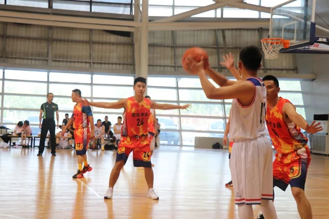 供應(yīng)運動木地板廠 運動木地板廠家報價 阿德采購網(wǎng)_運動和地板之間的關(guān)系_東營運動木地板