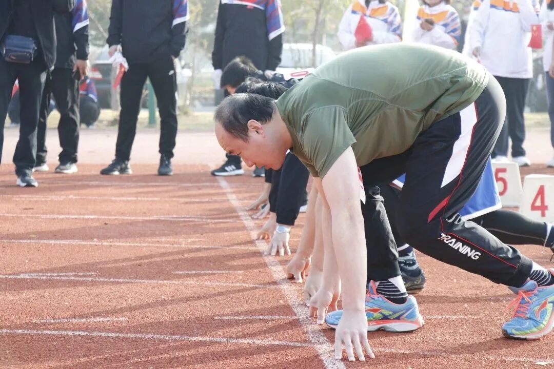 供應(yīng)運動木地板廠 運動木地板廠家報價 阿德采購網(wǎng)_運動和地板之間的關(guān)系_東營運動木地板