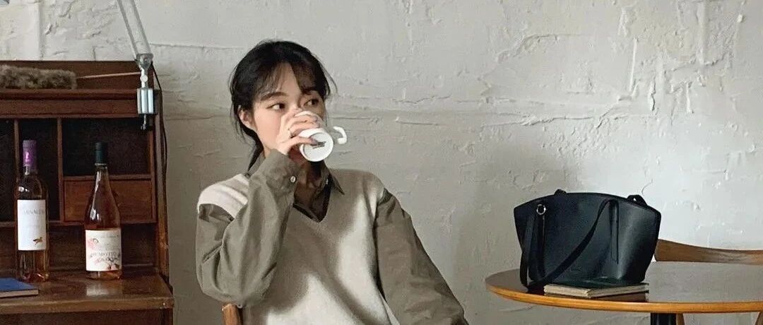 当下流行的“玉米式穿搭”，冬天不臃肿！