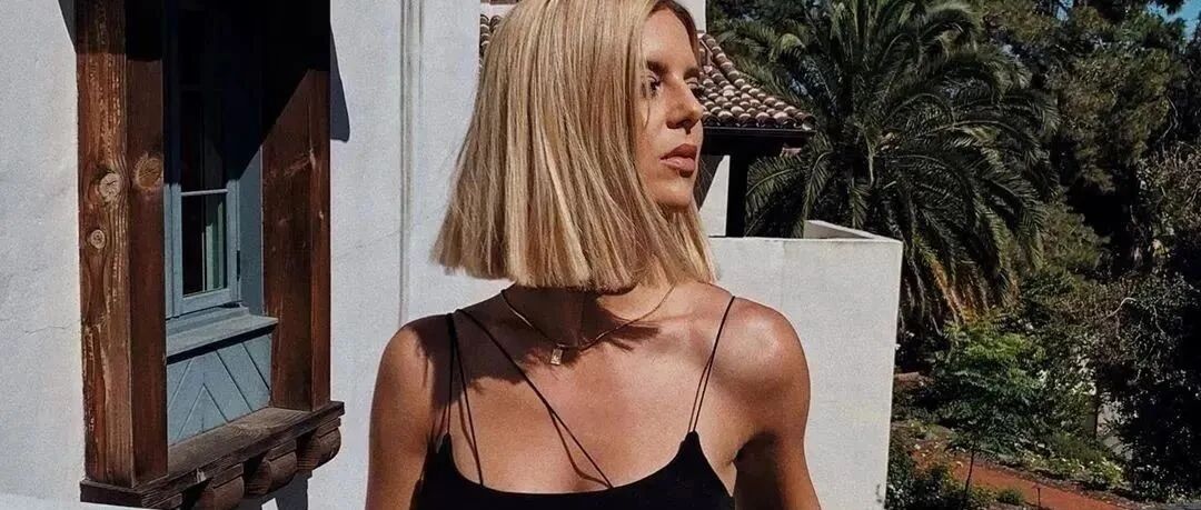 夏天女生必入的3款吊带！撩人于无形！