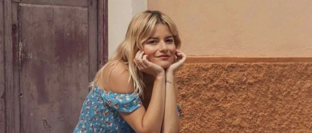 比“渣女裙”更好看的“小雏菊风”来了，百搭又清新，承包你的夏天！