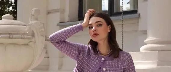 外套里面别总穿卫衣了，今冬这样穿最流行！