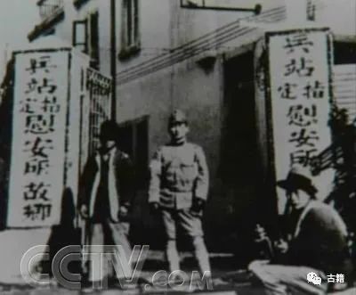 福与悦夫 桃花林図 共箱 二重箱 陸軍嘱託従軍画家 南画院常務理事 帝展 掛軸 福与悦夫 桃花林図 共箱 二重箱 陸軍嘱託従軍画家 南画院常務