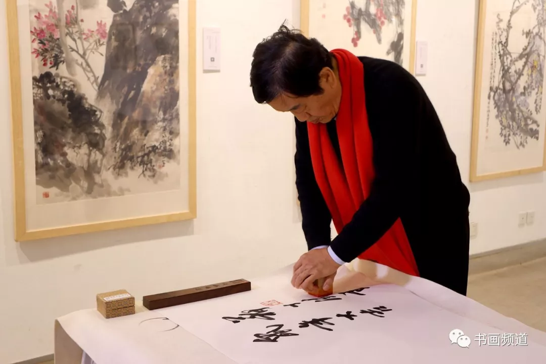 中书协主席苏士澍为《2020“大美之春”春节联欢会》 中书协主席苏士澍为《2020“大美之春”春节联欢会》
