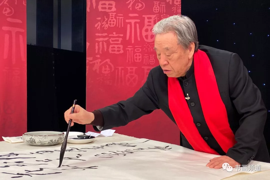 中书协主席苏士澍为《2020“大美之春”春节联欢会》 中书协主席苏士澍为《2020“大美之春”春节联欢会》
