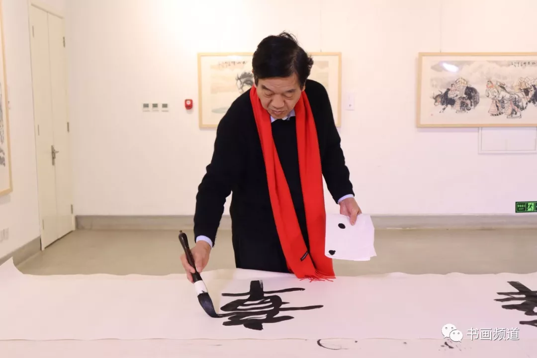中书协主席苏士澍为《2020“大美之春”春节联欢会》 中书协主席苏士澍为《2020“大美之春”春节联欢会》