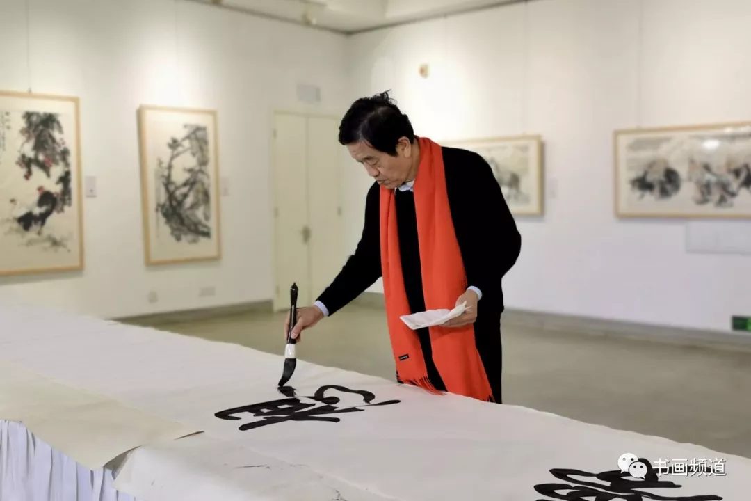 中书协主席苏士澍为《2020“大美之春”春节联欢会》 中书协主席苏士澍为《2020“大美之春”春节联欢会》