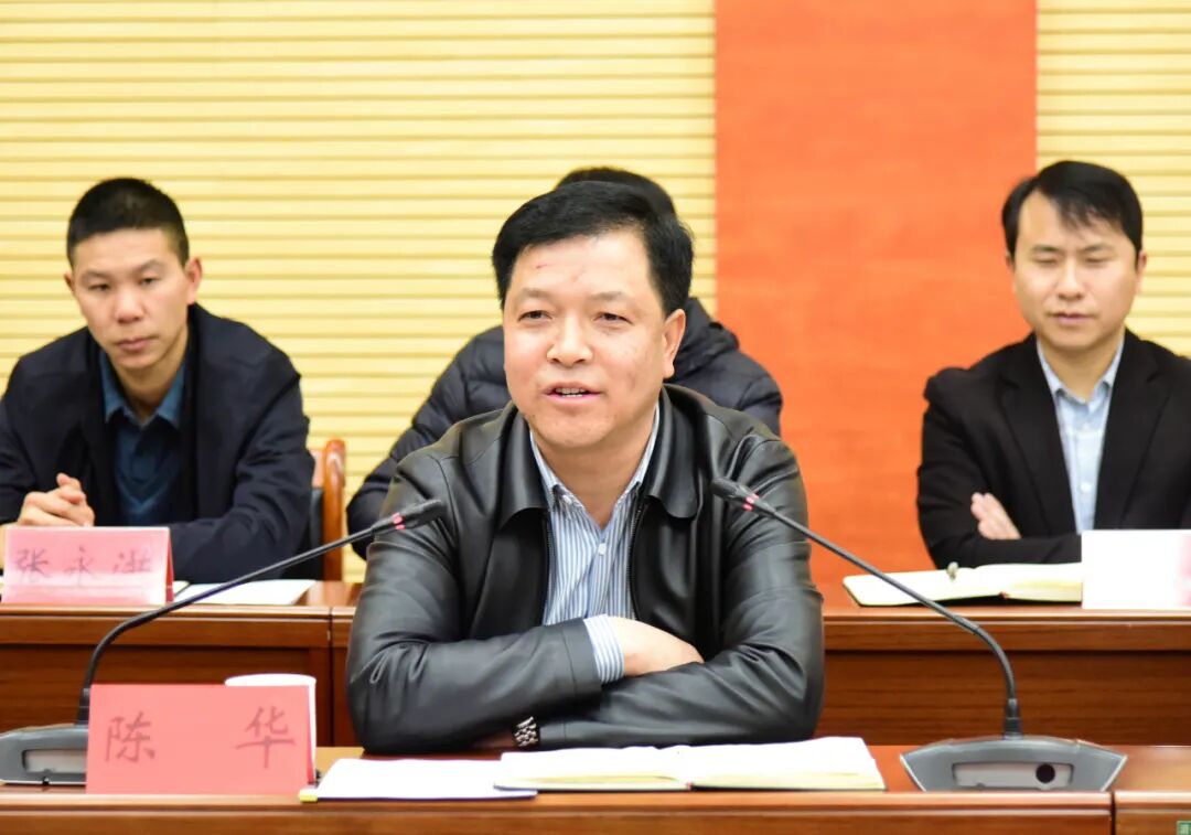 王世军,陈涛,杨超,聂忠兴,黔西市领导汤进,张震,肖坤,唐芬才出席会