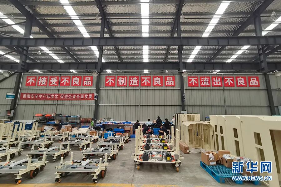 位于长沙雨花经开区的湖南驰众机器人有限公司的生产车间。