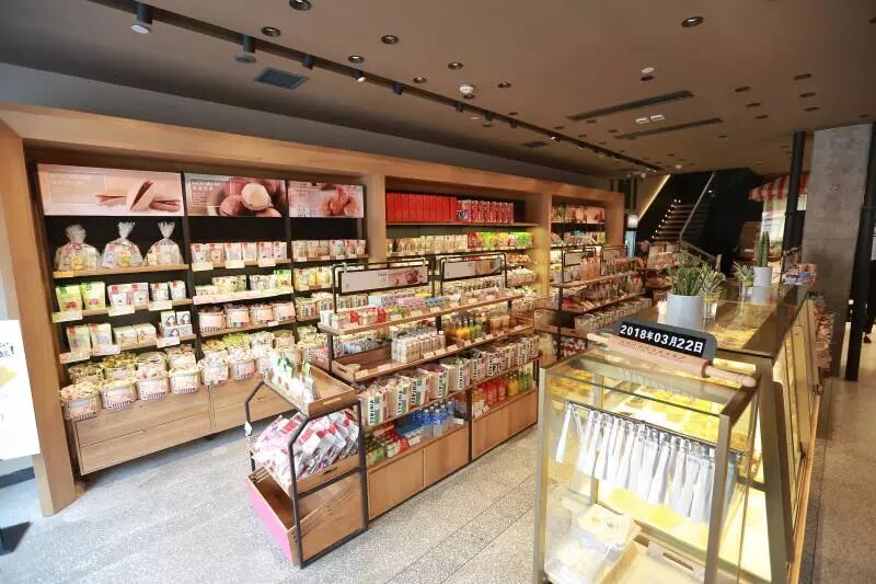 良品铺子：“制造型零售商”实践者