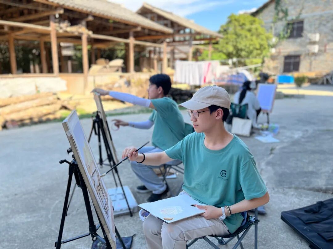 美创艺术培训学校2023届学生张谷英村写生之旅