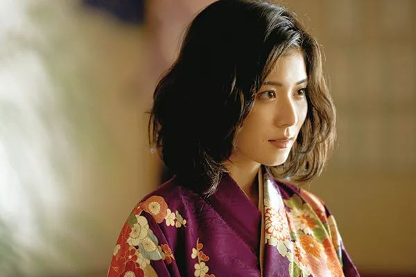 松岡茉優 步履不停的十五年 深焦deepfocus 微文庫