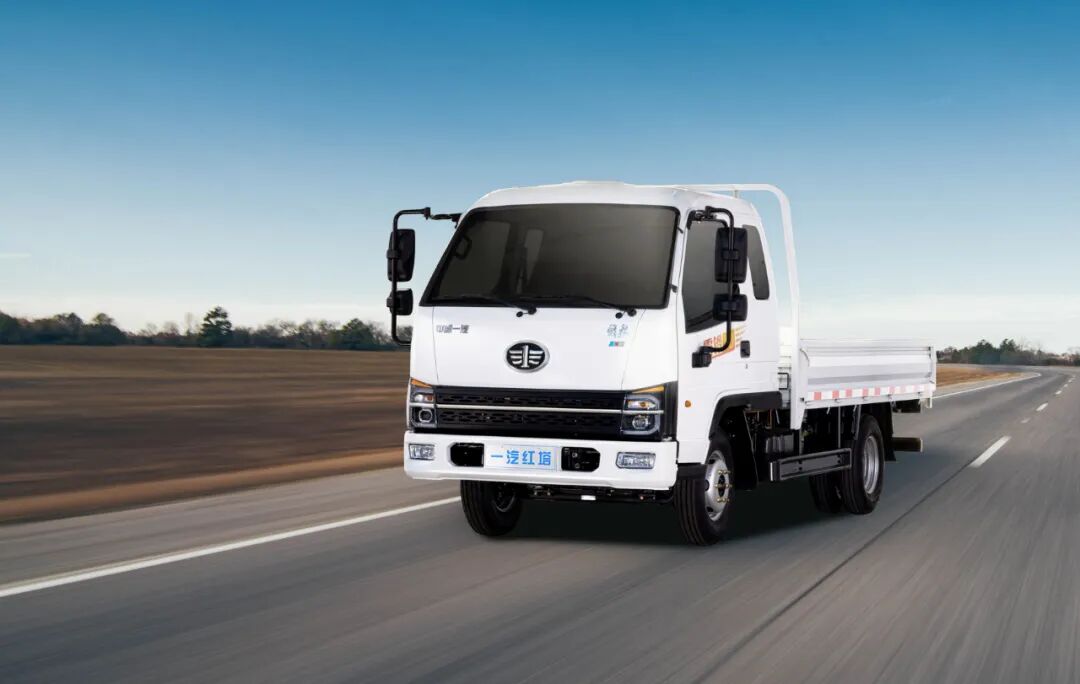 80、90后卡友的首选，一汽红塔解放霸铃V6蓝牌轻卡！