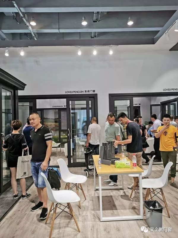 易美特系统门窗首秀广州建博会圆满落幕,11月与您相约上海国际门窗博览会! 易美特系统门窗首秀广州建博会圆满落幕,11月与您相约上海国际门窗博览会!