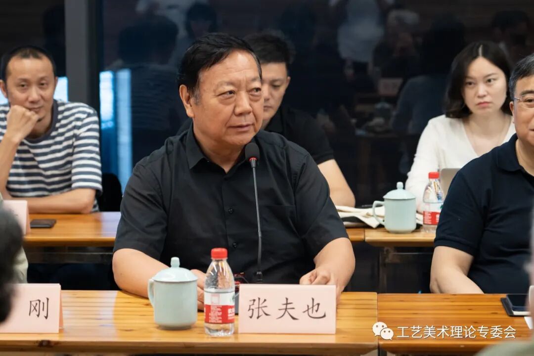 中国工艺美术学会_山东根艺美术学会_电视美术制景工艺