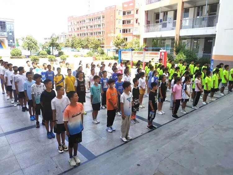 城固县朝阳初级中学县青少年体育学校举行2022年暑期夏令营开营仪式
