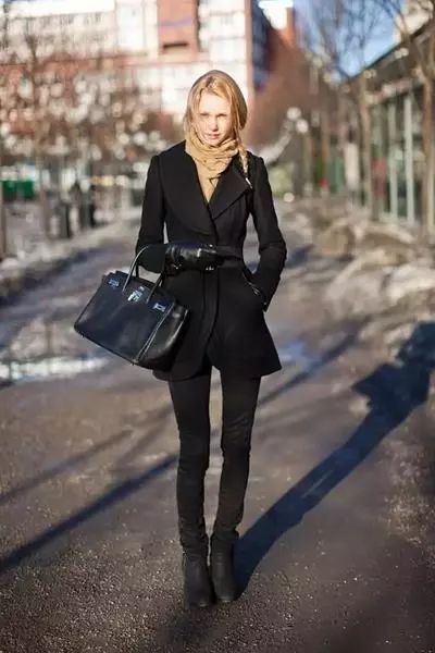 大冬天，大衣保暖也別亂穿，這樣穿才最時髦最漂亮的！ 時尚 第11張