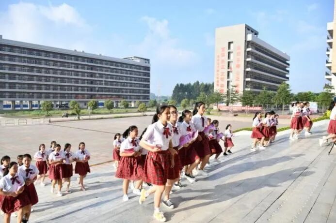 【中职院校招生简章】→ 广东省湛江卫生学校 | 2023年招生计划及学校介绍