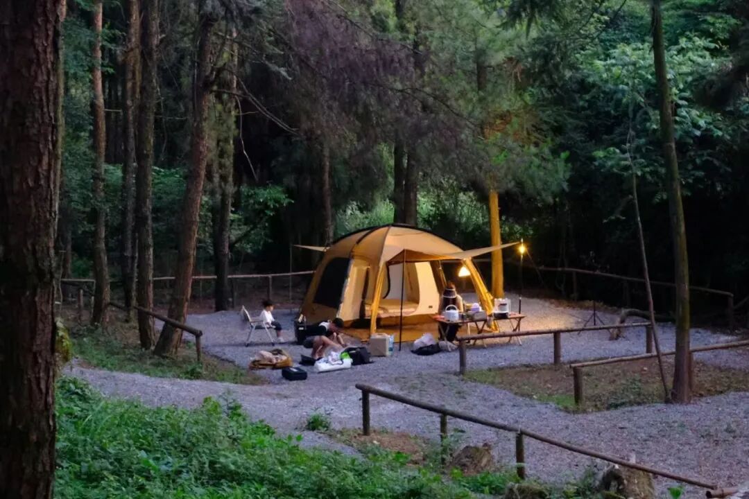 清凉大巴山 | 避暑上新，来四川大竹云顶山庄露营+打卡爆款云顶咖啡(图2)