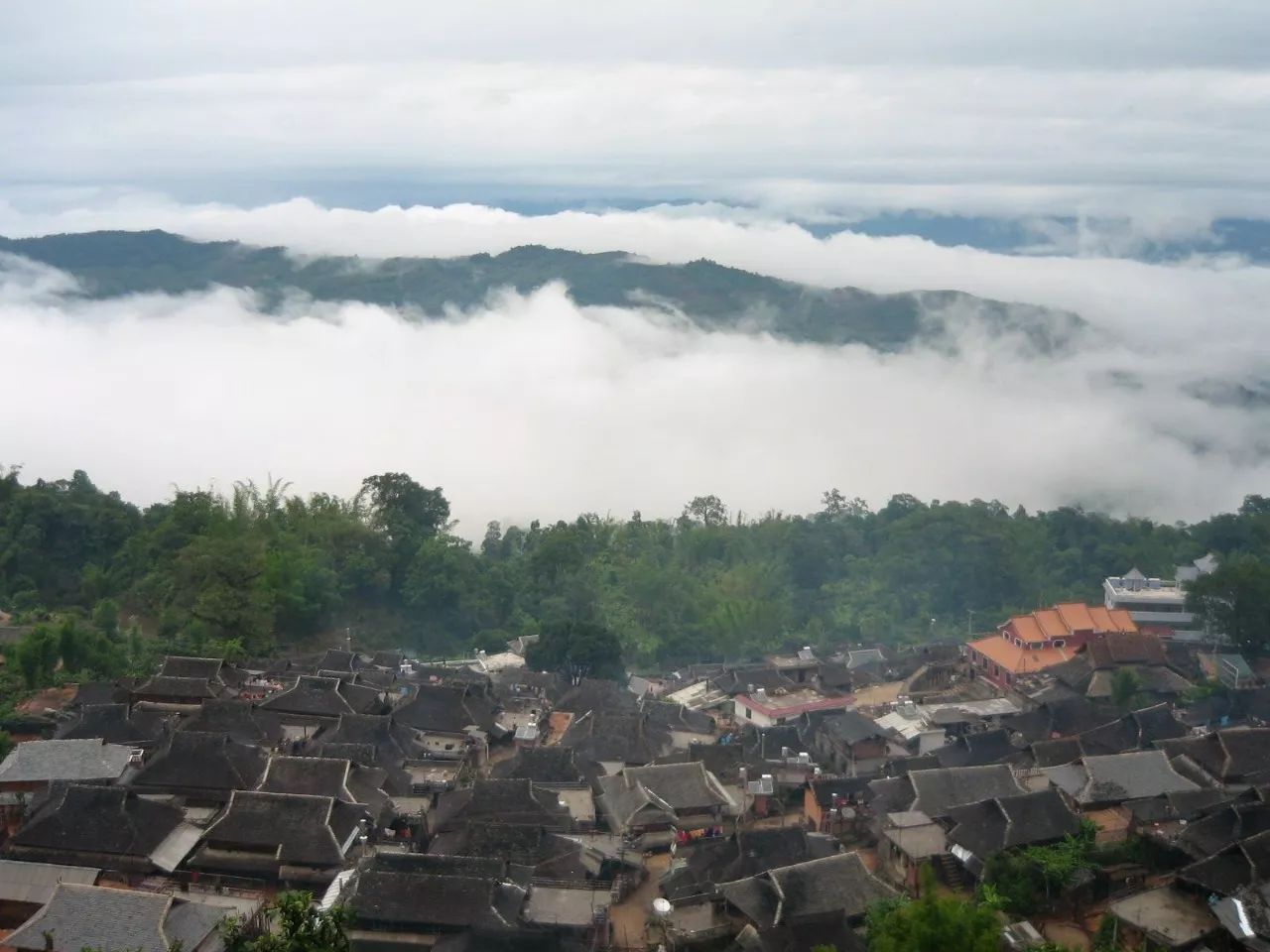 茶山名:倚邦 地理环境:勐腊县最北部,今属象明乡管辖,涵盖19个自然村