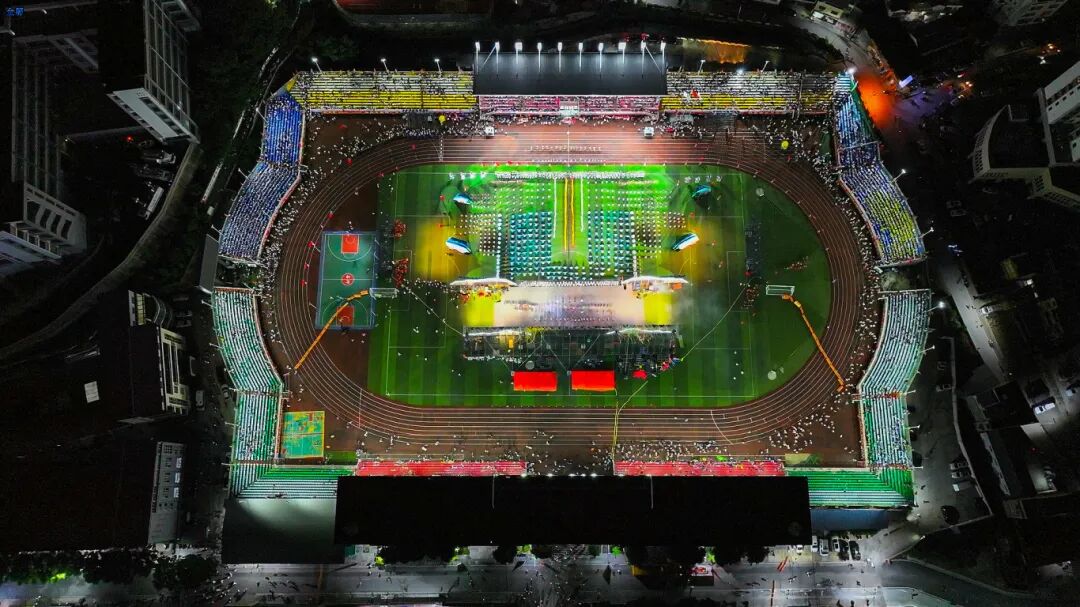 开幕式尾声航拍俯瞰.jpg