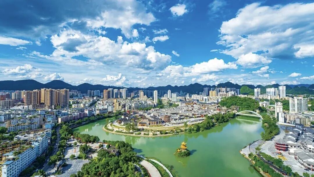 铜仁全景.jpg