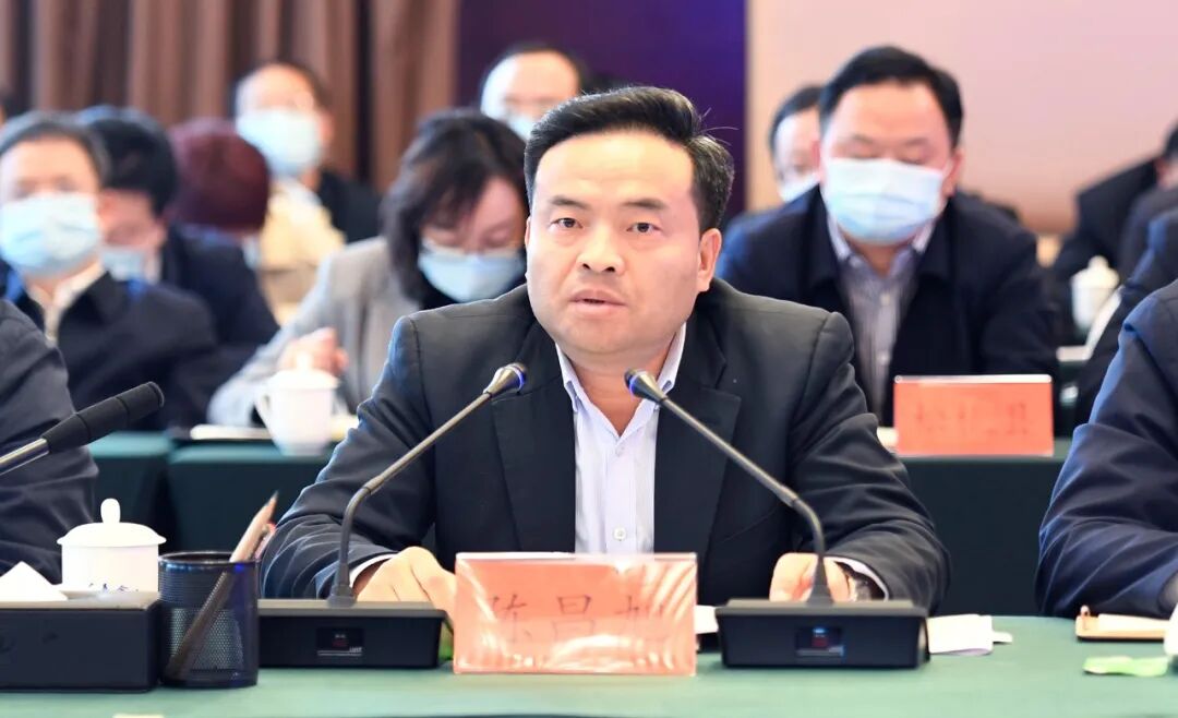 东莞市党政代表团来铜考察并出席会议