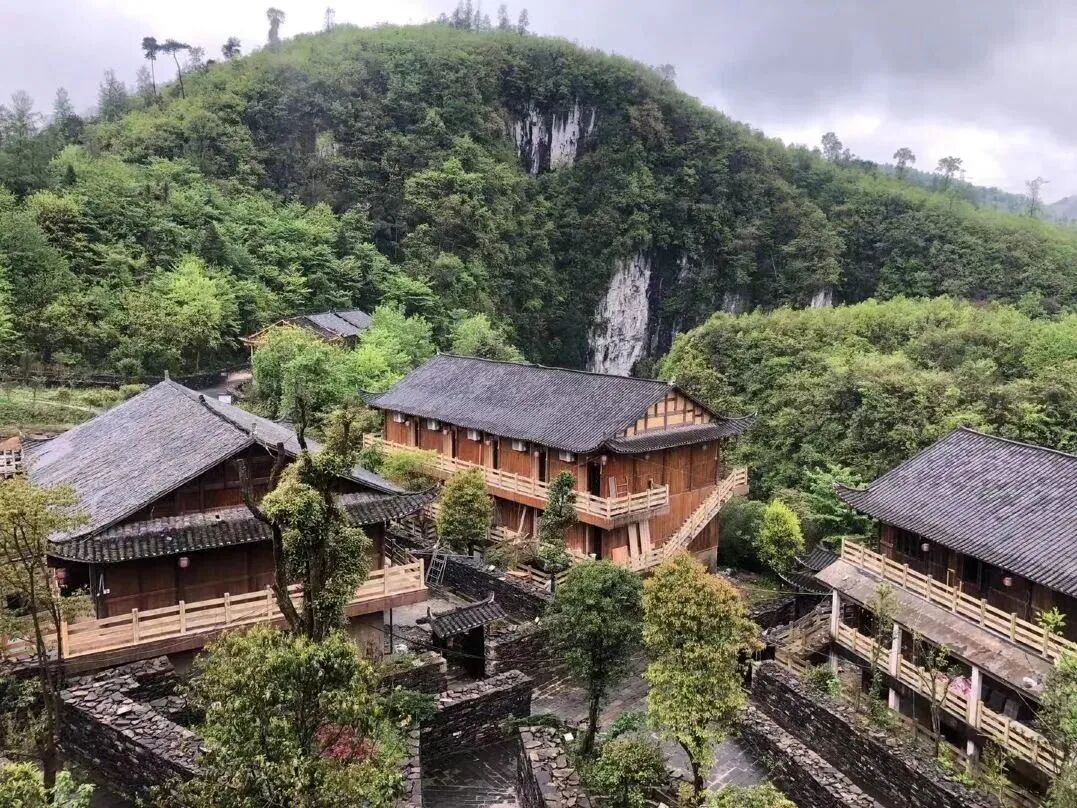 松桃苗族自治县盘信镇大湾苗寨.