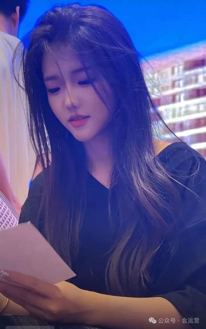 4月抖音主播收入排行榜，前20名最少月入200万！抖音4月直播带货排行榜TOP10！