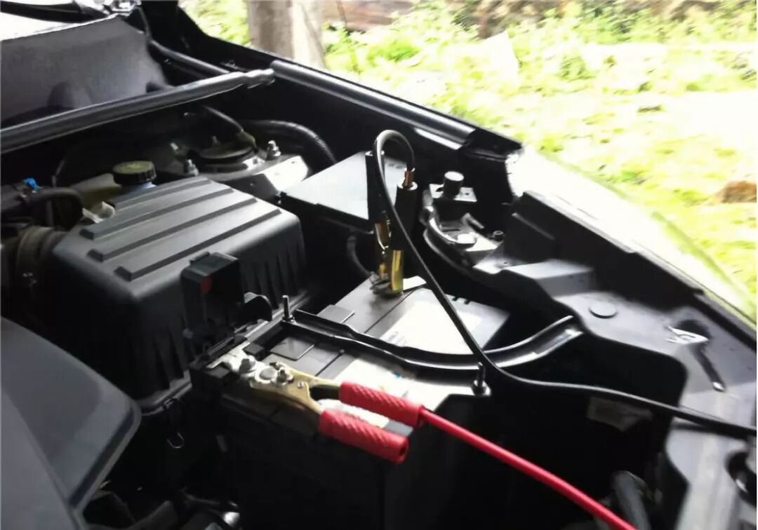 汽車電瓶突然沒電熄火怎麼辦 不如試試這幾招 老車主説車 微文庫