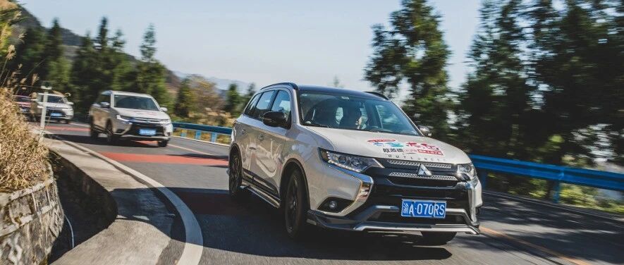 广汽三菱八周年献礼|欧蓝德运动版焕新升级，售价14.68万元起