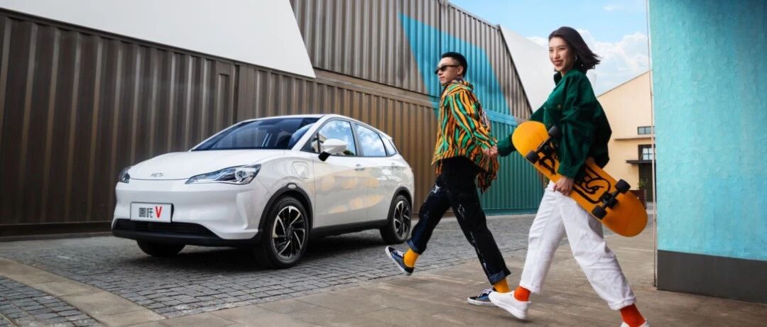 高性价比的“封神战将”|售价5.99万元起，哪吒V重庆区域正式上市