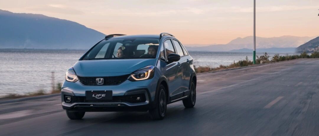 系出同门，左右互搏|东风本田来福酱：飞度的最大“对手”来了？