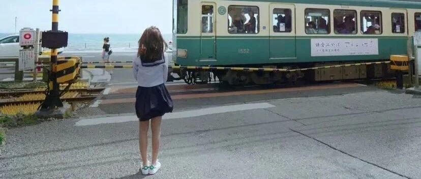 被骂上热搜的“网红”们，连样子都假得千篇一律，却坑惨3.8亿网友：这不是诈骗？