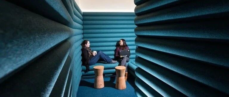 美国建筑公司，在仓库里建办公楼“豪宅”，一年收入10亿、斩获850个大奖！