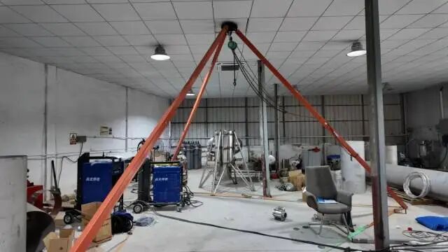 驭龙航天工厂内部装置。