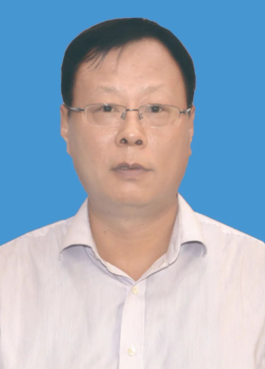 李晨光山东齐鲁华信实业股份有限公司总经理他从一个财务专家成长为