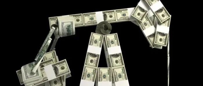 美国将嗅到能源危机，191家油商破产，美媒：或将抛售七千亿美债