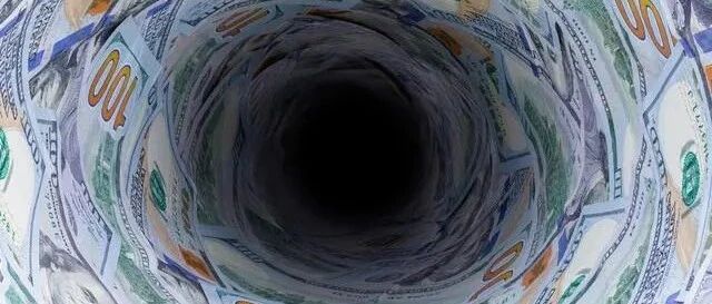 美元盛宴或正终结，越南经济或倒退20年，印度经济或倒退25年，有进展