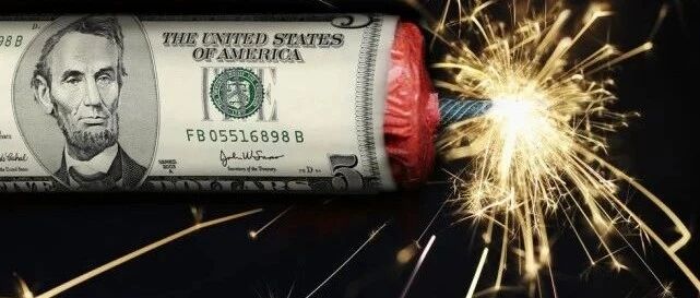 基辛格：若美国倒下谁也别好过，53国去美元化，1250吨黄金运出美国后，有新变化