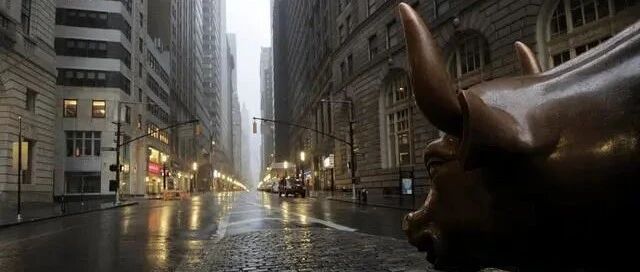 美国经济创73年来最大跌幅，3000万美国人感到饥饿，不敢赖掉美债