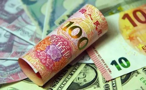人民币暴跌是什么意思_币价出现了暴跌_币市爆跌
