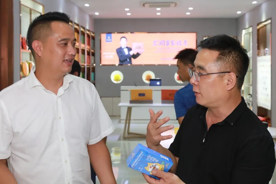 元阳县委常委、常务副县长余胜华一行莅临龙润、理想，考察大健康产业发展项目