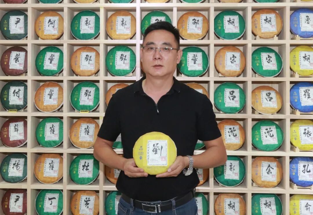 元阳县委常委、常务副县长余胜华一行莅临龙润、理想，考察大健康产业发展项目