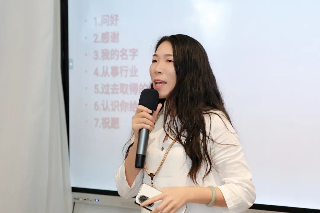 女企委动态 | “白衫映韶华 智语绽芳华”女企业家精英沙龙圆满举行