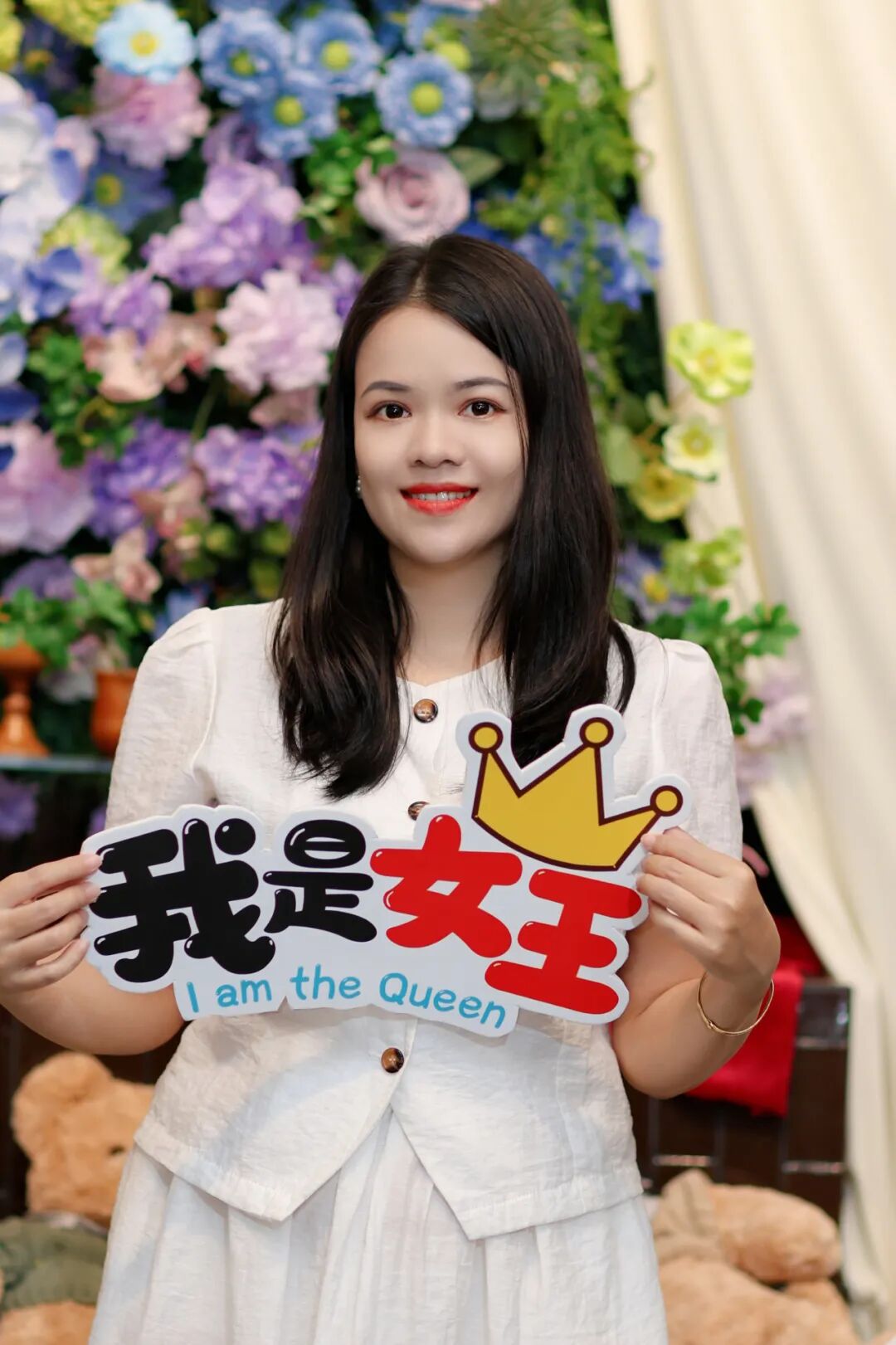 女企委动态 | “白衫映韶华 智语绽芳华”女企业家精英沙龙圆满举行