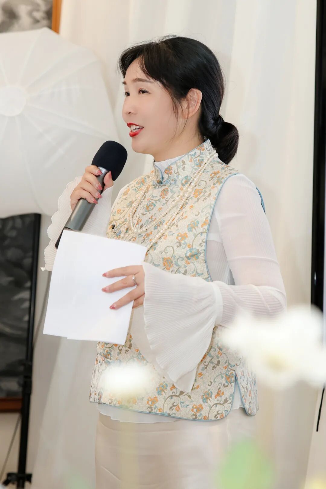 女企委动态 | “白衫映韶华 智语绽芳华”女企业家精英沙龙圆满举行