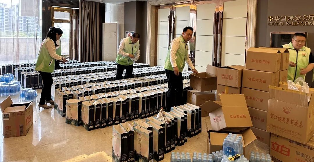 志愿队动态 | 凝心聚力 感恩有您
