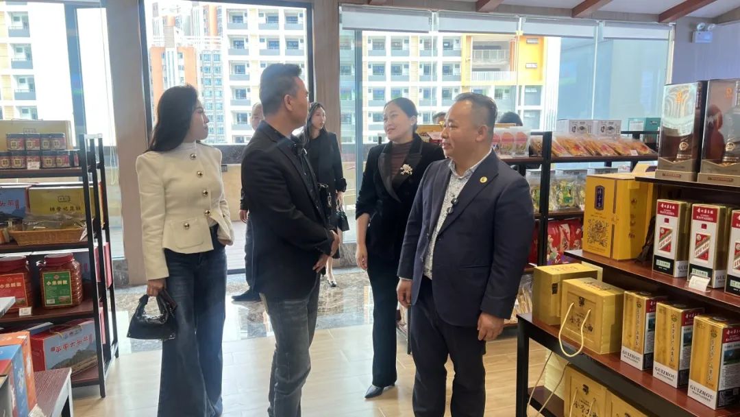 商会动态 | 越南中国总商会广西企业联合会会长银伦一行莅临商会交流座谈